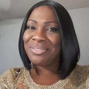 Meet your Posher, Deborah